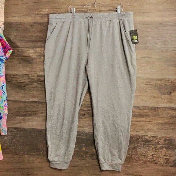 Athletic Works Heather Gray Joggers - Picture 1 of 10